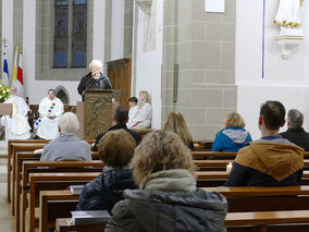 Lumen Christi - Auferstehungsmesse in St. Crescentius (© Karl-Franz Thiede)